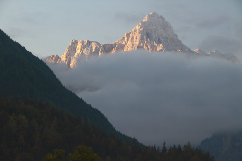 Clouds clearing from Razor mountain