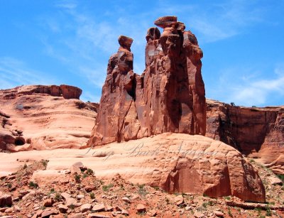 Thee Gossips in Arches National Park Utah 051  