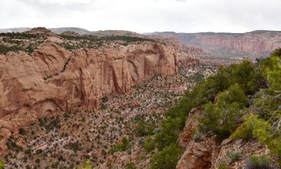 Betatakin Canyon and Tsegi Canyon Navajo National Monument Shonto Arizona 370  