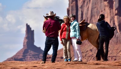 Nancy and Katherine at John Fords Point Monument Valley 710  
