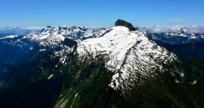 Sloan Peak, Monte Cristo Peak, Columbia Peak, Kyes Peak, Mt Rainier Washington 343 