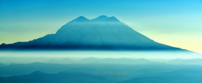 Mount Rainier National Park in Haze Cascade Mountains Washington 045