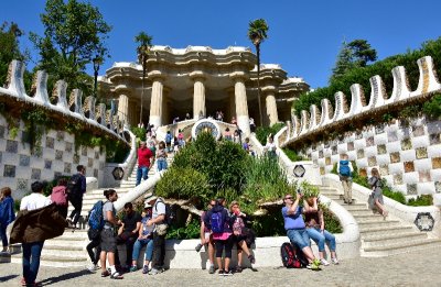 Dragon Staircase and Sala Hipstila in Park Guell Barcelona 197  