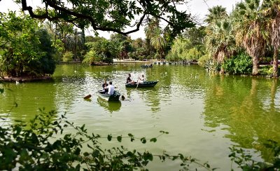 Lake in Parc de la Ciutadella Barcelona 105 