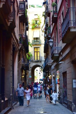Carrer del Vidre in Barcelona Gothic Quarter 385 