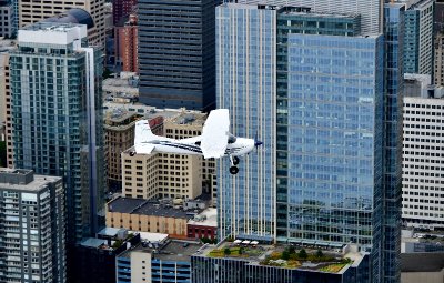 N7551K Cessna 180 Skywagon against downtown Seattle 083  
