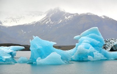Icebergs in  Jökulsárlón glacial lagoon, Iceland 957  