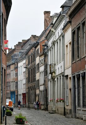 Rue des Brasseurs, Namur Belgium 113