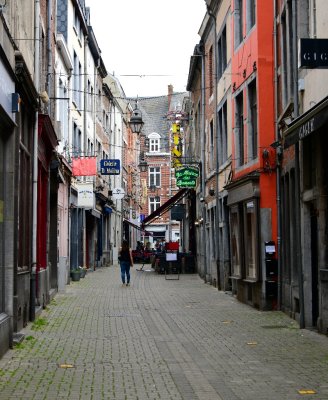 Walking down narrow street in Namur, Belgium 136