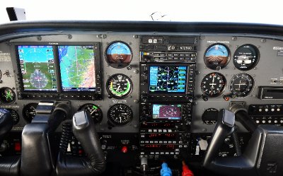 N7256D Cessna 206 cockpit 301 