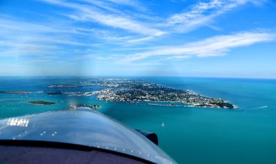Kodiak Quest on final to Key West Airports, Florida Keys, Florida 587  