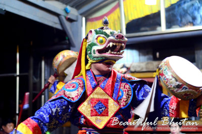 Traditional Dance at Simply Bhutan (Lhayee Lugar Performing Arts)