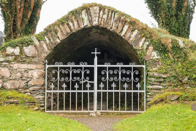 Gate