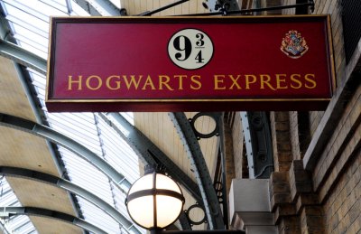 Hogwarts Express - 9 3/4 sign