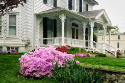 One Grand Glenmoore Home in Springtime