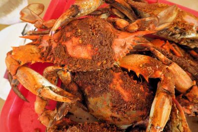 Fresh Steamed Crabs - need more Old Bay!