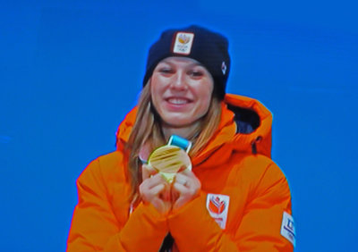 Shorttrack Women 1000m. Suzanne Schulting. GOLD.