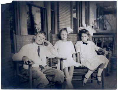 Left to right - Uncle Dick, Dorothy & friend Minerva Butloy