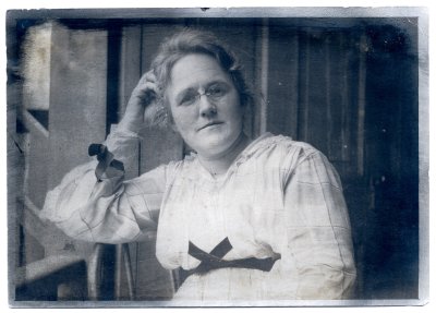 Myrtle C Landis - Mrs Geo B. Landis, Chicago (Minnie Myrtle Carrothers Landis 1871-1956)