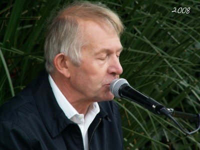 2008