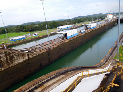 Gatun Locks closeup