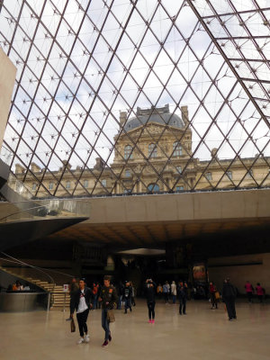 2000_Louvre_1.jpg