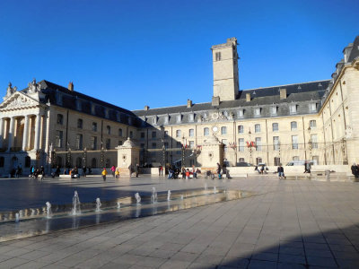 6110_Dijon fountains 2.jpg