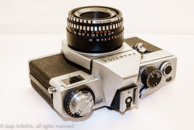 Praktica LB