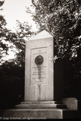 1916 Ernemann Film K (6x9) / Monument voor Waling Dykstra