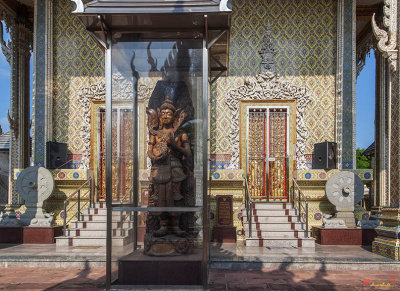 Wat Tsai Phra Ubosot Entrance (DTHB1660)