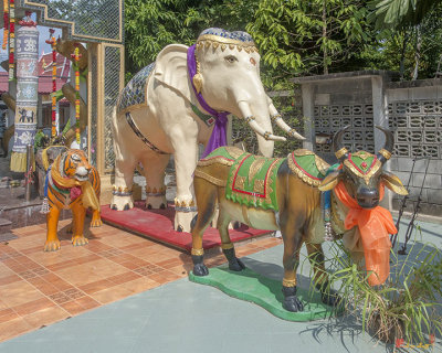 Prince Abhakara Shrine Vishnu Shrine Animal Figures (DTHB1678)