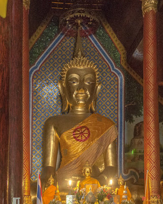 Wat Chomphu Phra Wihan Principal Buddha Image (DTHCM1212)