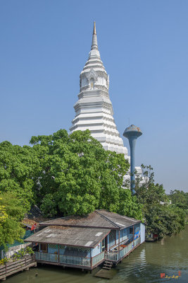 Wat Paknam or Wat Paknam Phasi Charoen