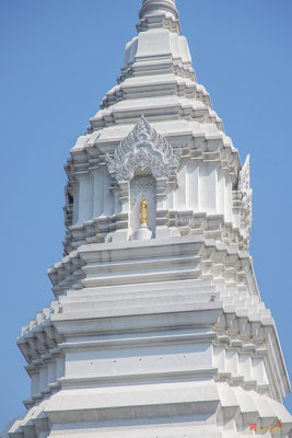 Wat Paknam Phra Maha Chedi Ratchamongkol Buddha Niche (DTHB1900)