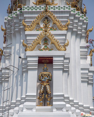 Wat Apson Sawan Phra Chedi Guardian Giant (DTHB1922)