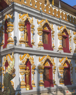 Wat Chetuphon Phra That Chedi Buddha Niches and Windows (DTHCM1335)