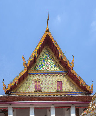 Wat Intharam Phra Ubosot Gable (DTHB0903)