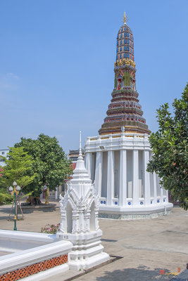 Wat Intharam Phra Ubosot Boundary Stone and Phra Prang East (DTHB2087)