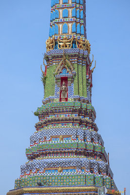 Wat Intharam Phra Prang East (DTHB2091)