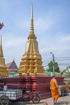 Wat Intharam Golden Chedi (DTHB2101)