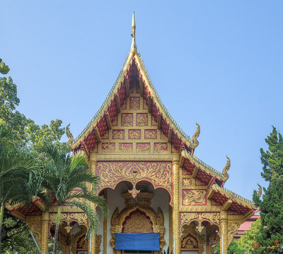 Wat Tha Kradat Phra Wihan Gable (DTHCM1378)