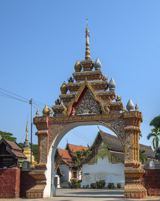 Wat Tha Luk Temple Gate (DTHCM1424)