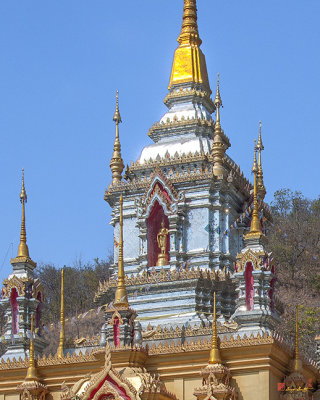 Wat Numtok Mae Klang Phra Chedi Buddha Niche (DTHCM1537)