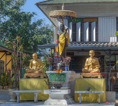Wat Buppharam Buddha and Monk Image Shrine (DTHCM1591)