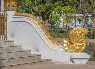 Wat Pa Dara Phirom Phra Phutthabat Si Roi Chedi Stylized Makara and Naga (DTHCM1623)