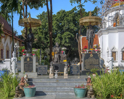 Wat Pa Dara Phirom Shrine to Thai Royalty (DTHCM1624)