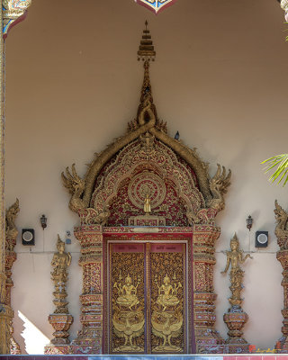Wat Chedi Sathan Phra Wihan Center Doors (DTHCM1634)