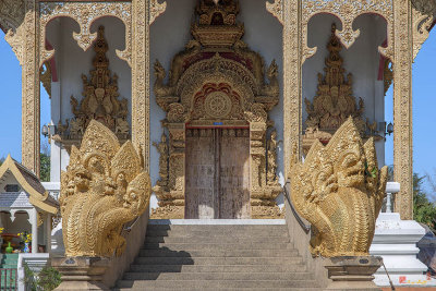 Wat Kumpa Pradit Phra Wihan Entrance (DTHCM1662)
