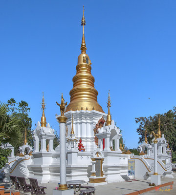 Wat Kumpa Pradit Phra That Praditvee Sri Lanna Chedi (DTHCM1671)