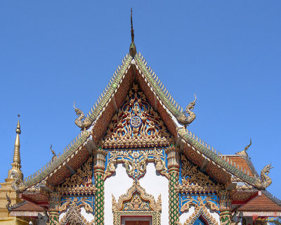 Wat Phratat Chom Taeng Phra Ubosot Gable (DTHCM1691)